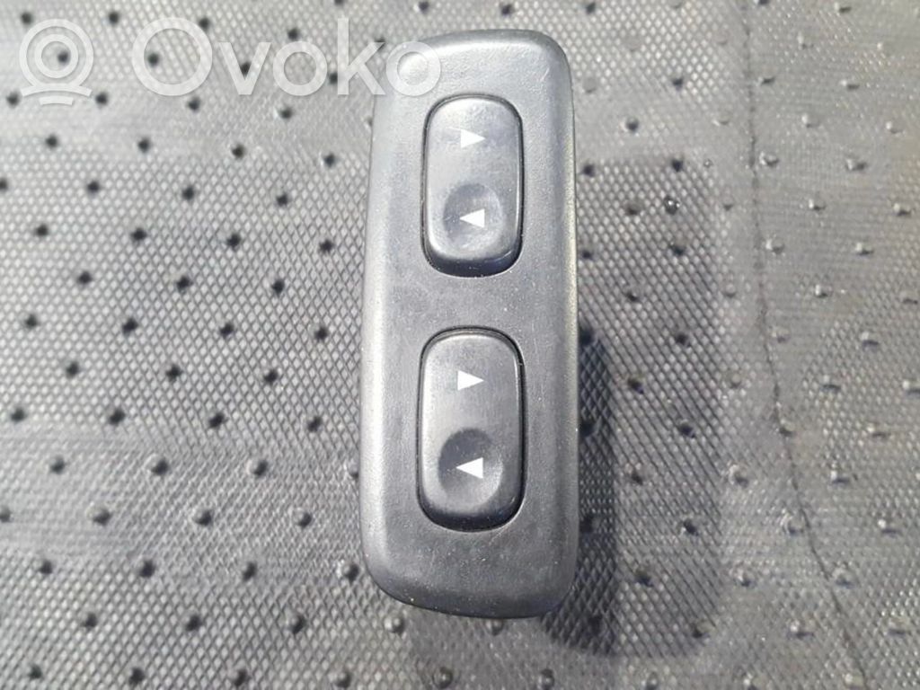 Hyundai Accent Interrupteur commade lève-vitre 