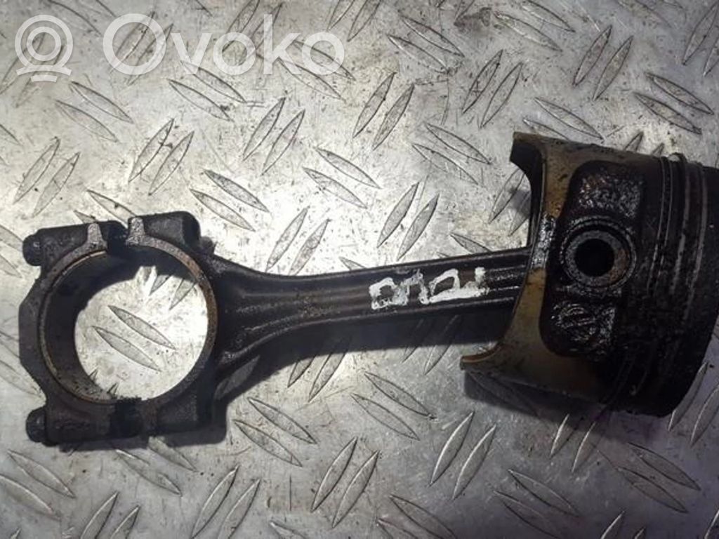 Volkswagen Polo III 6N 6N2 6NF Piston avec bielle 
