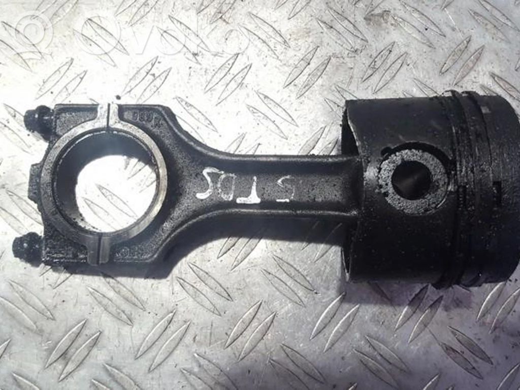 Piston with connecting rod
