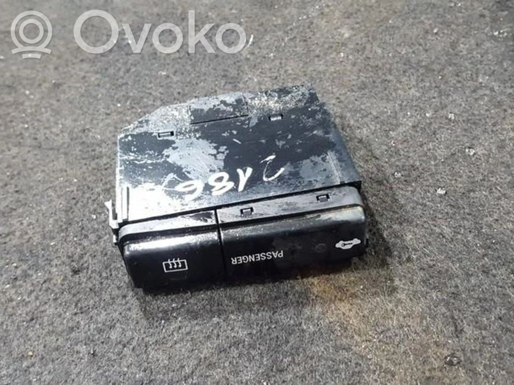 Toyota Avensis T250 Comutator încălzire parbriz/lunetă 