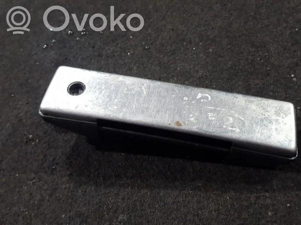 Poignée extérieure de porte avant