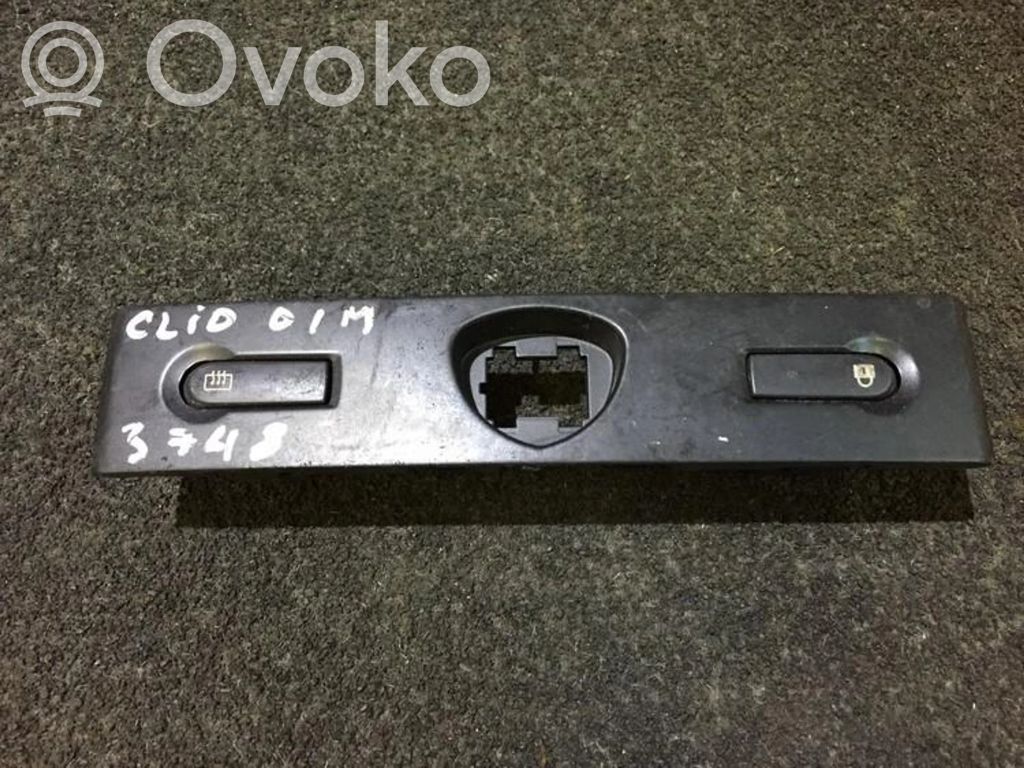 Windscreen/window heater switch