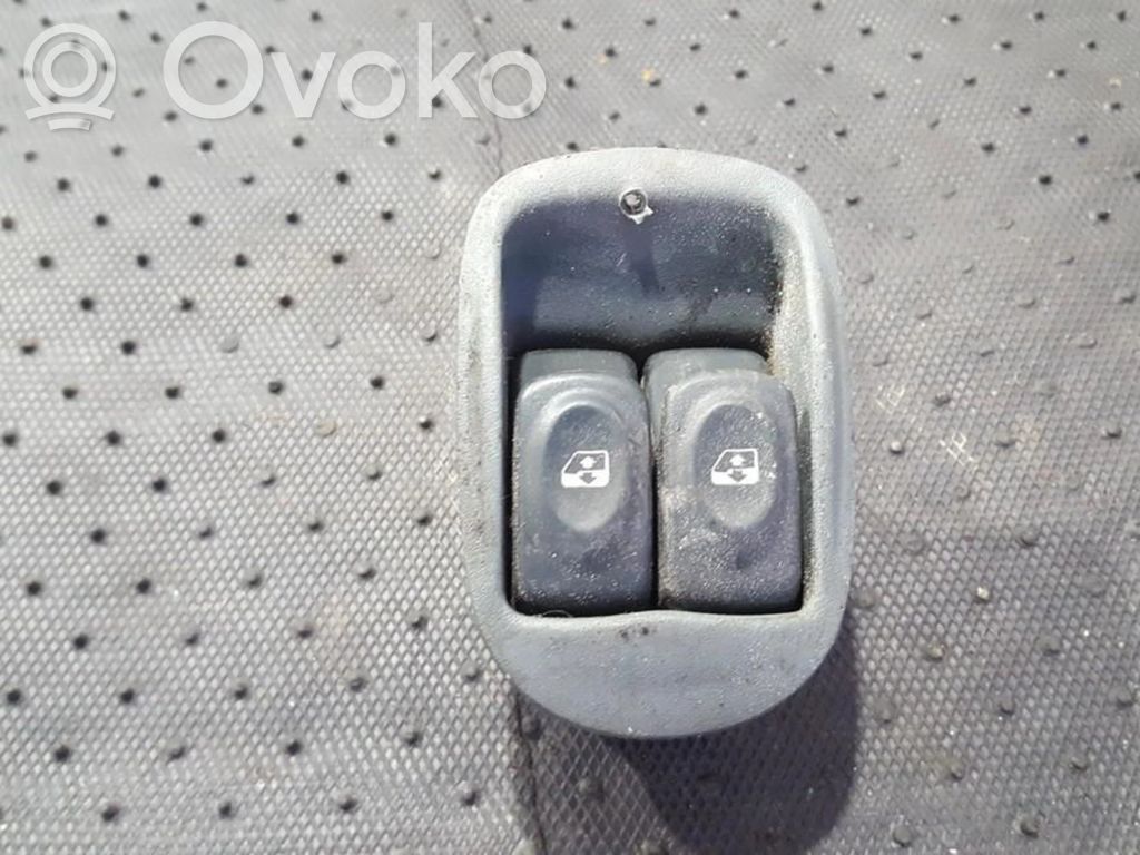 Renault Scenic I Comutator comandă geamuri electrice 