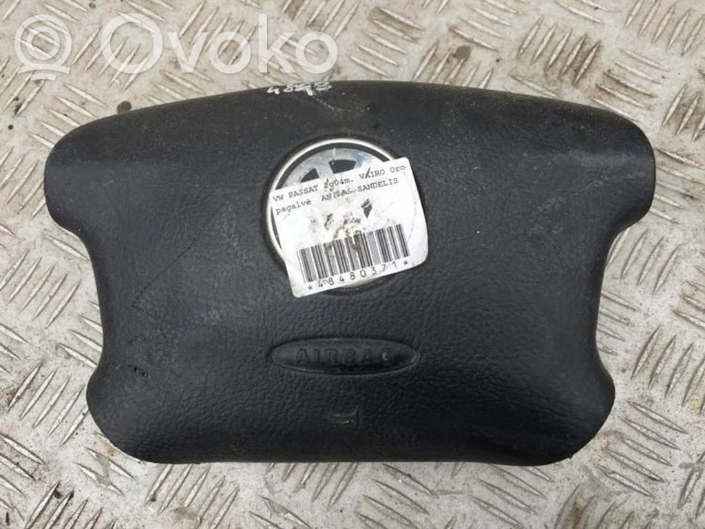 Volkswagen PASSAT B5.5 Fahrerairbag 
