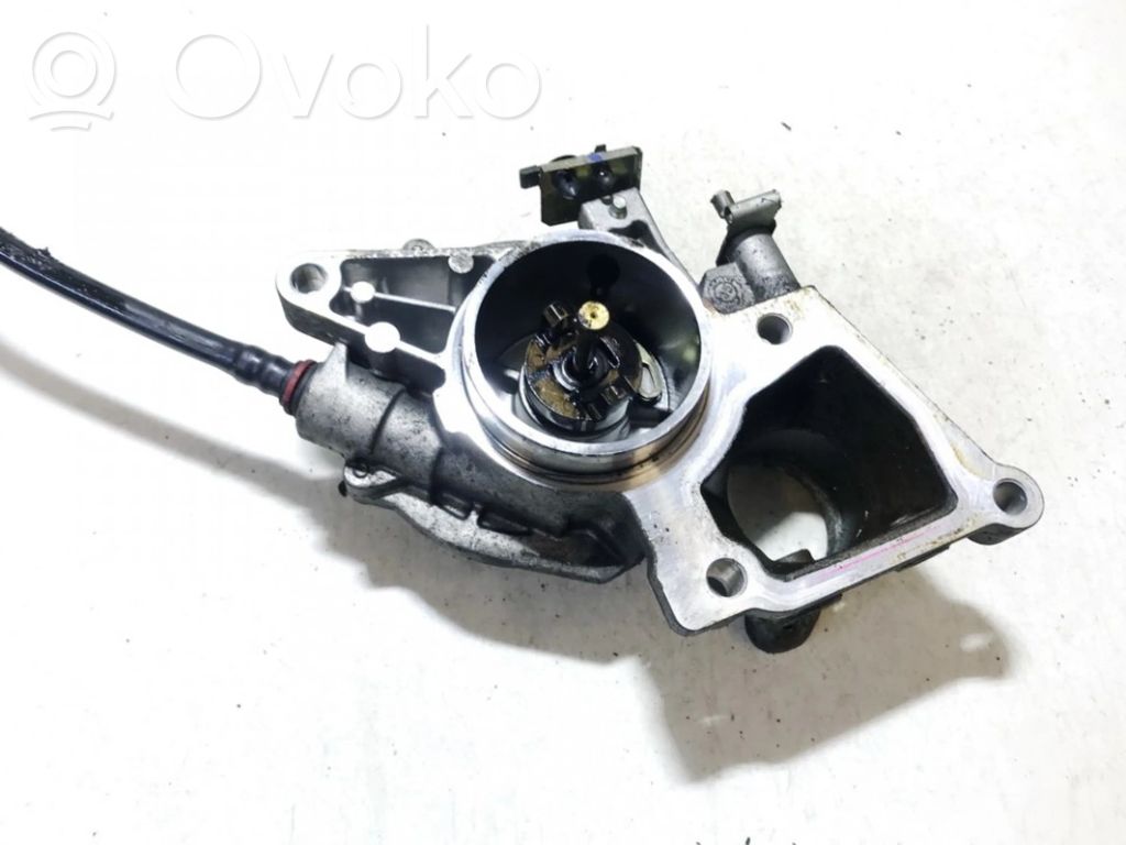 Vacuum pump