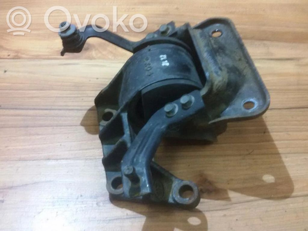 Engine mount bracket   2K05,2K05
