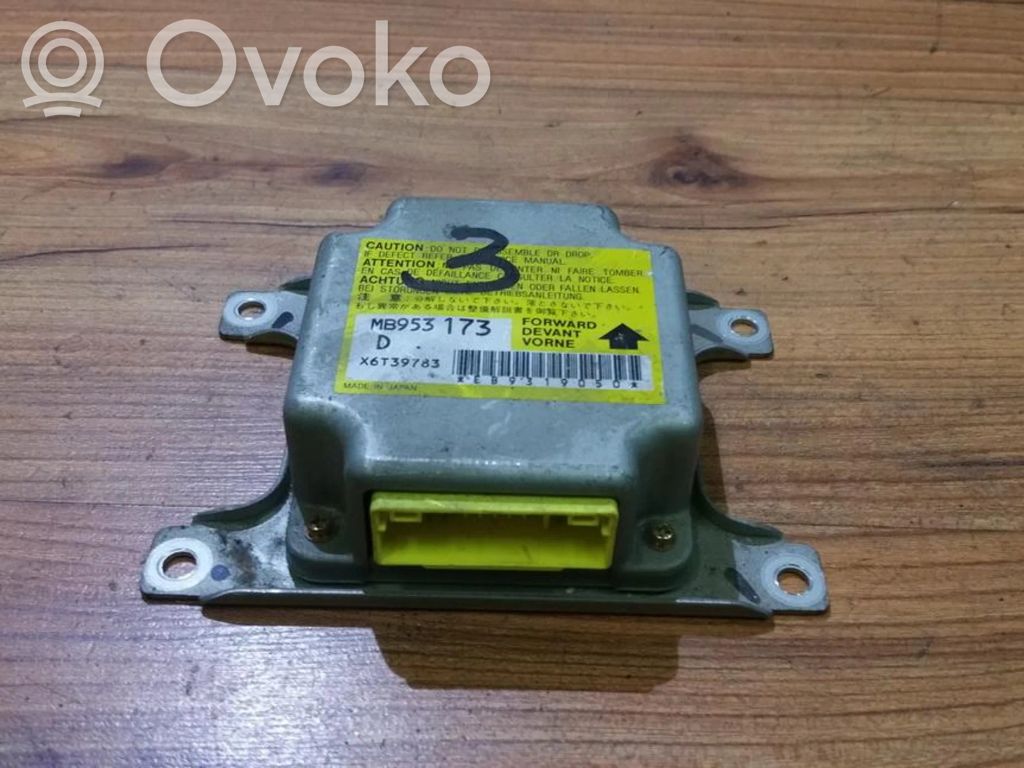 Mitsubishi Colt Airbag control unit/module 