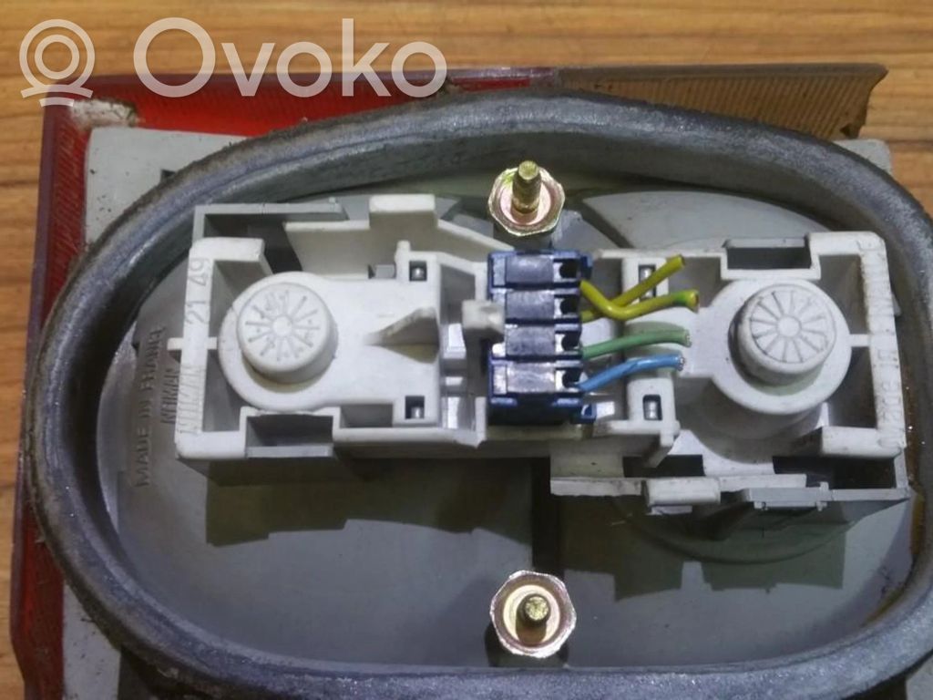 Peugeot 405 Wkład lampy tylnej 