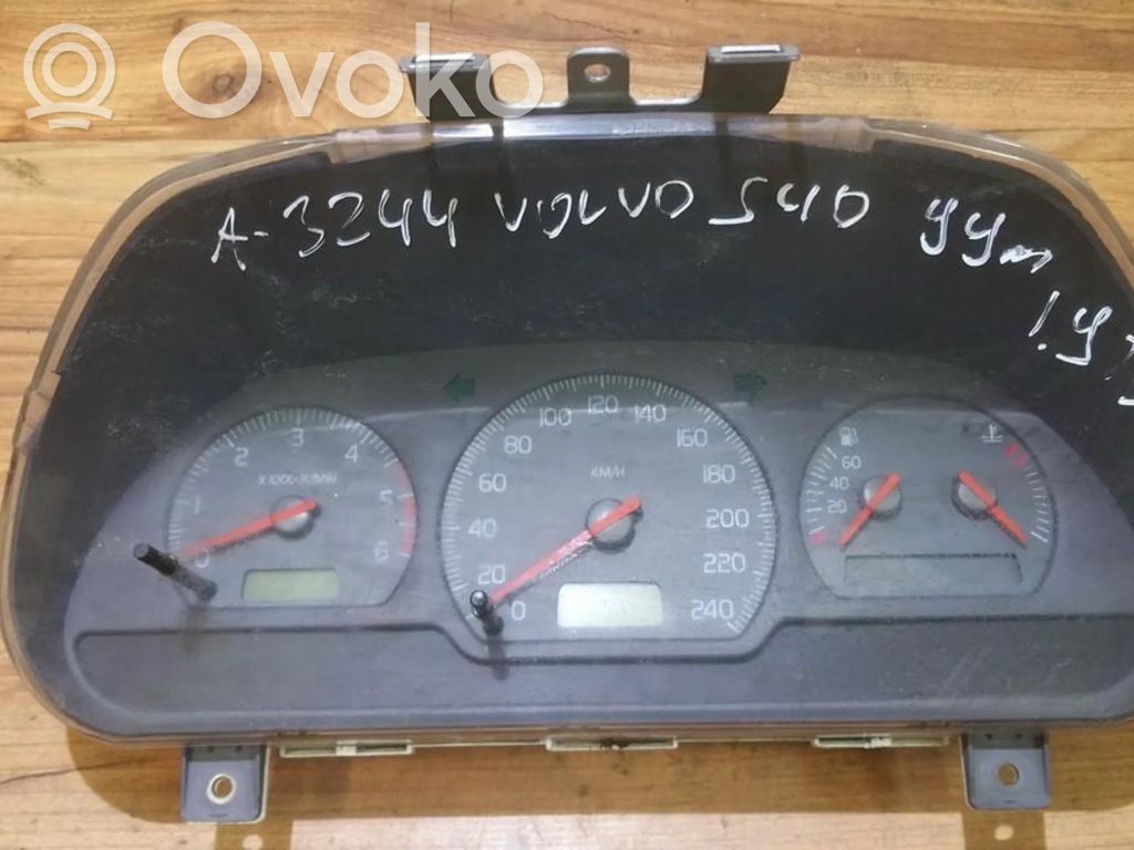 Volvo S40, V40 Vitezometru (grup de instrumente) 