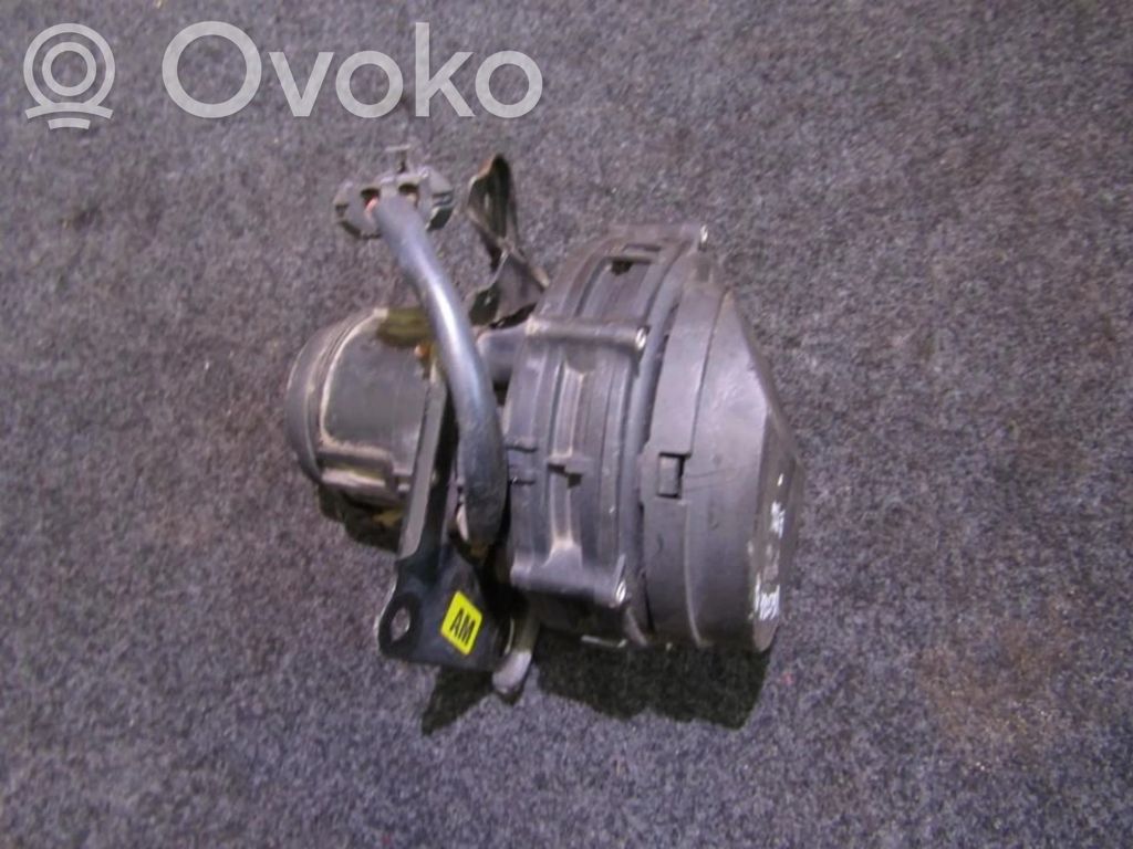 Opel Vectra B Pompa powietrza wtórnego 