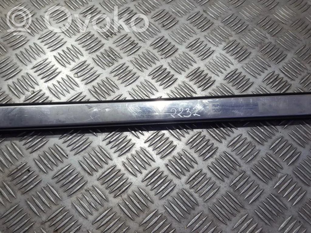 Rover 75 Copertura del rivestimento del sottoporta anteriore 