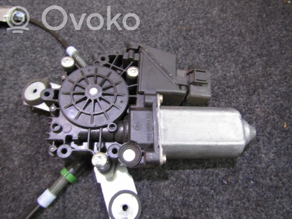 Audi A6 S6 C4 4A Motorino alzacristalli della portiera anteriore 