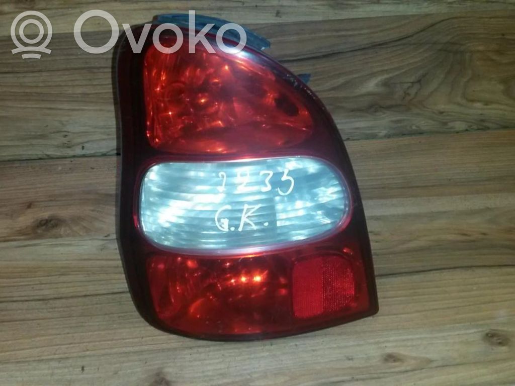KIA Carnival Luci posteriori del portellone del bagagliaio 