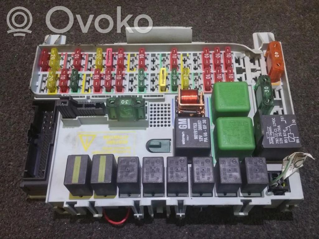 Opel Vectra B Set scatola dei fusibili