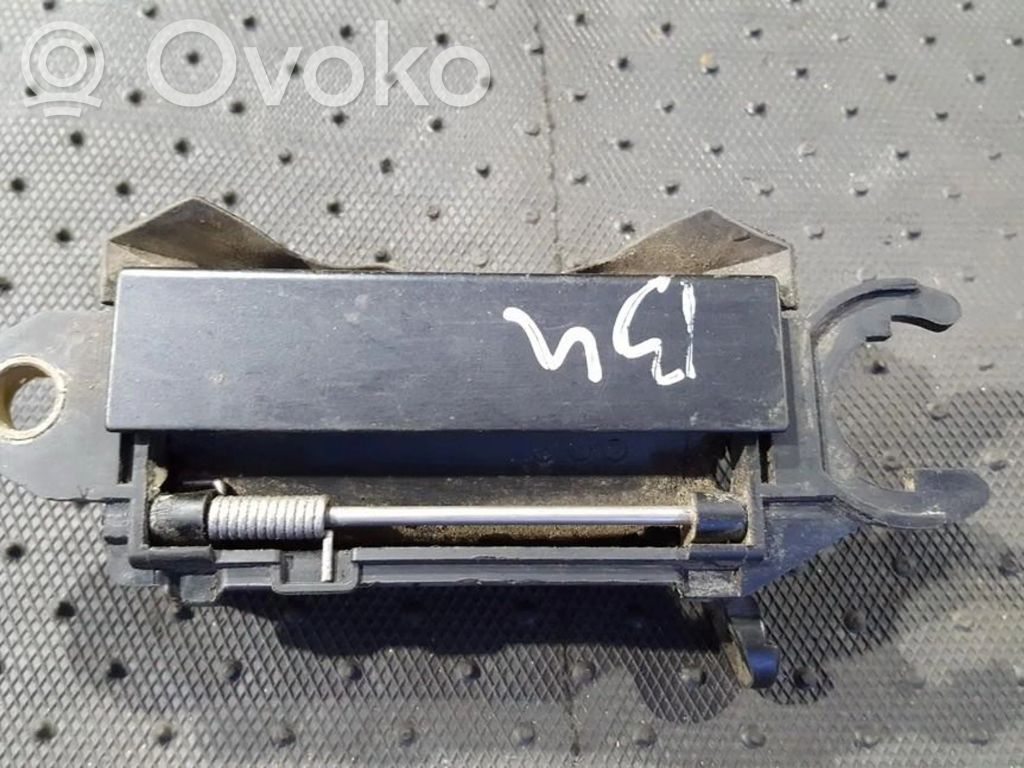 Manecilla externa puerta delantera   4A0837206,4A0837206