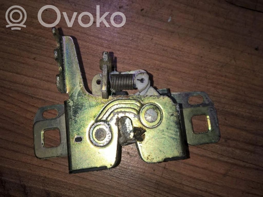 Ford Mondeo MK II Tailgate/trunk/boot lock/catch/latch 