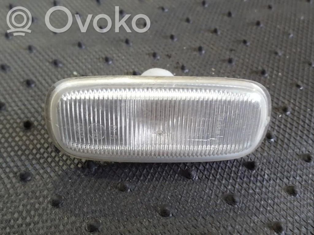 Seitenblinker   4B0949127,4B0949127