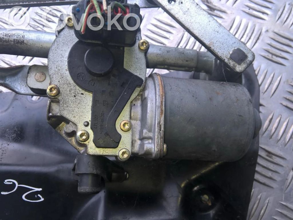 Ford Fiesta Silniczek wycieraczek szyby przedniej / czołowej 