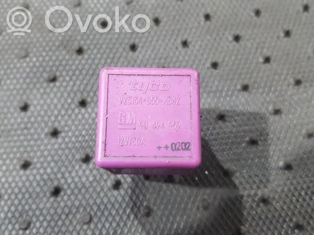 Saab 9-3 Ver1 Alte relee 