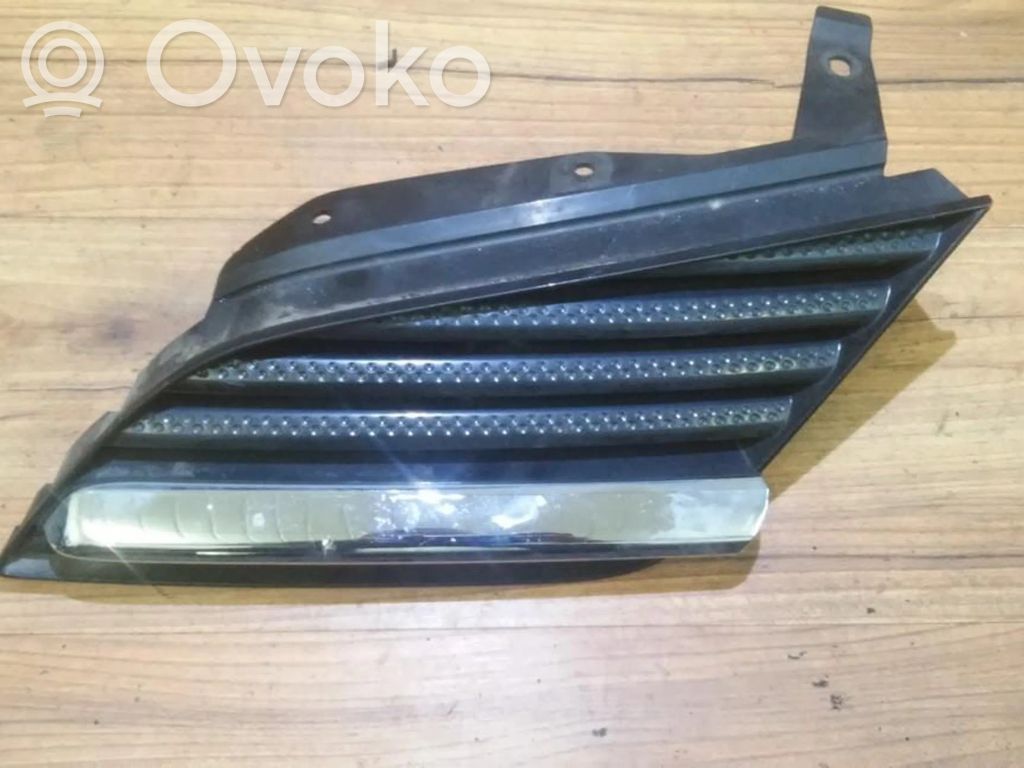 Nissan Primera Mascherina inferiore del paraurti anteriore