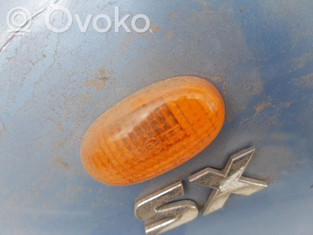 Etupuskurin suuntavilkku