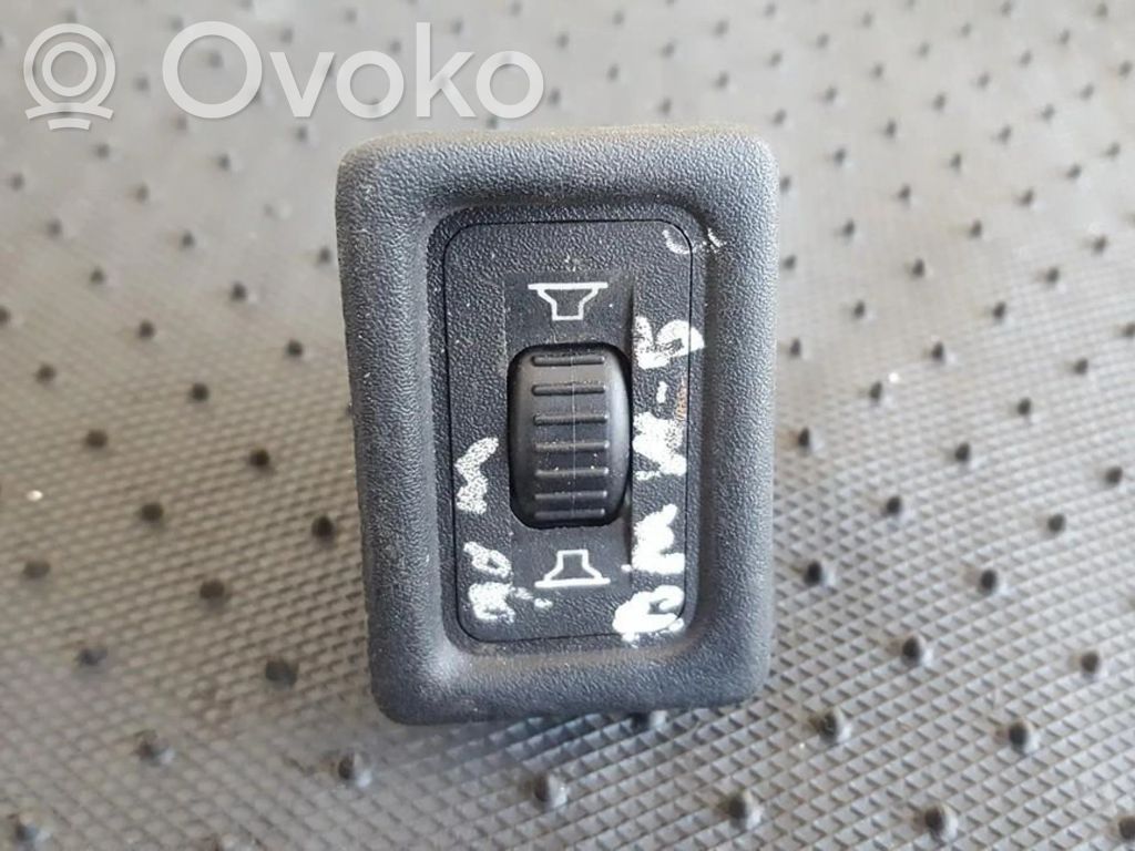 Headlight level height control switch   65121379048,65121379048,65121379048,65121379048,E346512