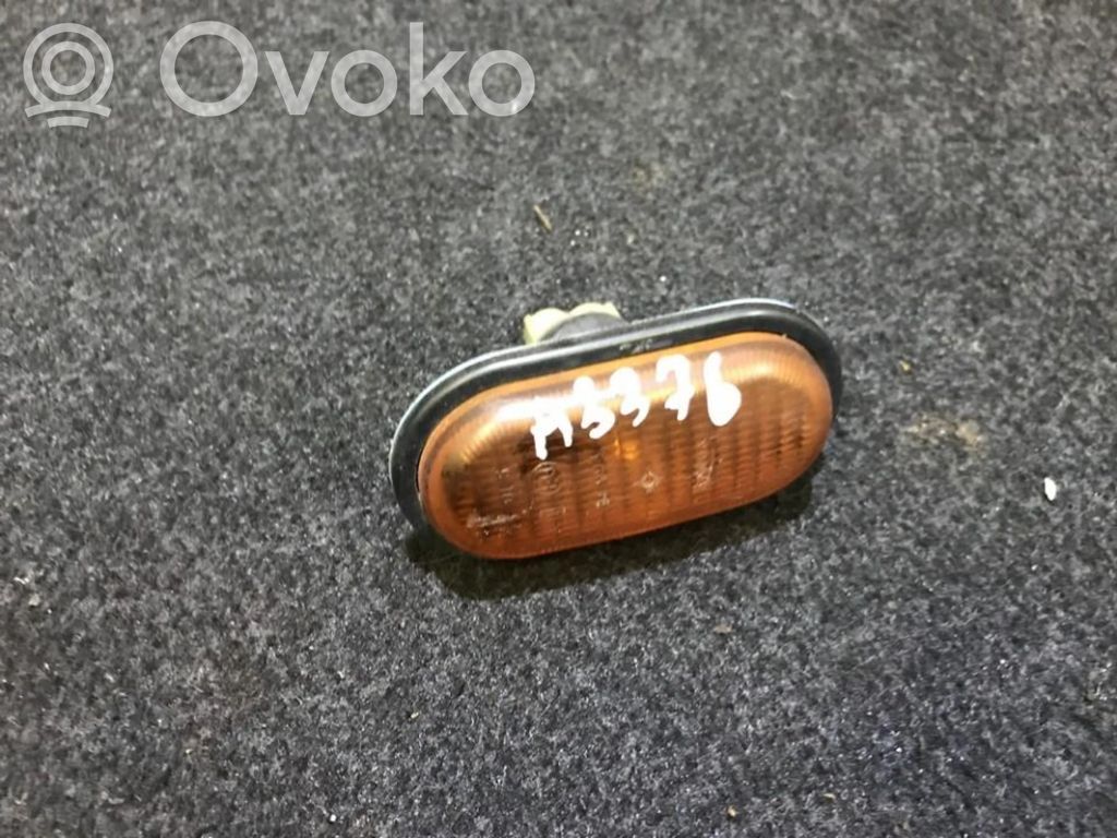 Etupuskurin suuntavilkku