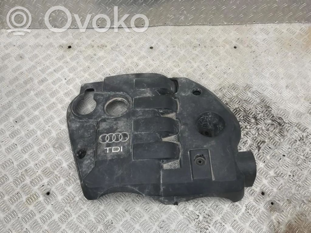 Audi A4 S4 B5 8D Couvercle cache moteur 