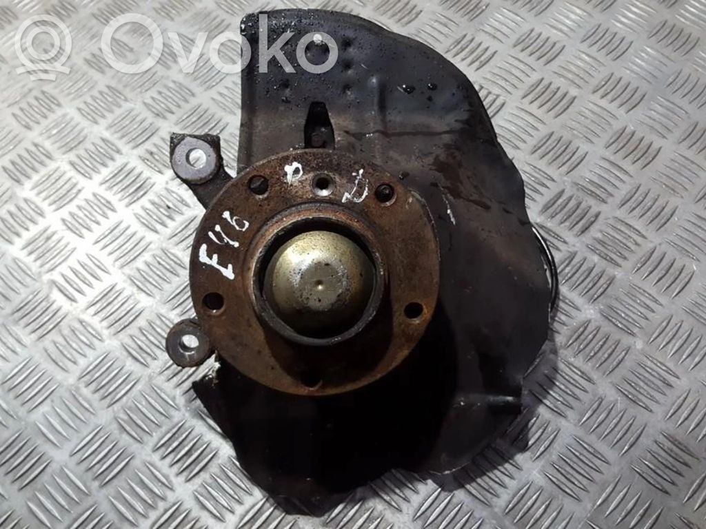 Front wheel hub
