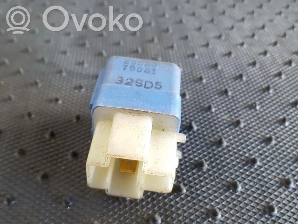 Nissan Almera Inne przekaźniki 