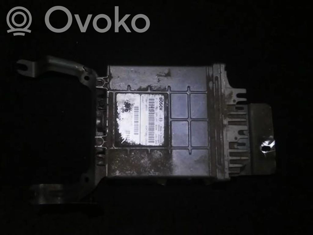Sterownik / Moduł ECU   0281001906,99032628SA3988,0281001906,770110648,99032628SA3988,HOM7700112630,P30613695