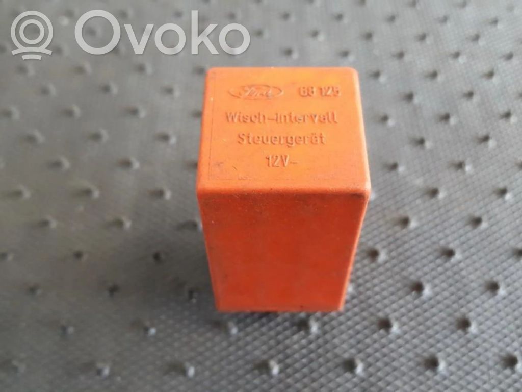 Alte relee   68125,68125