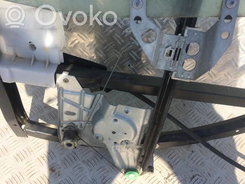 Regulador con motor de la ventanilla de la puerta corredera   8D0839399A,8D0839399A