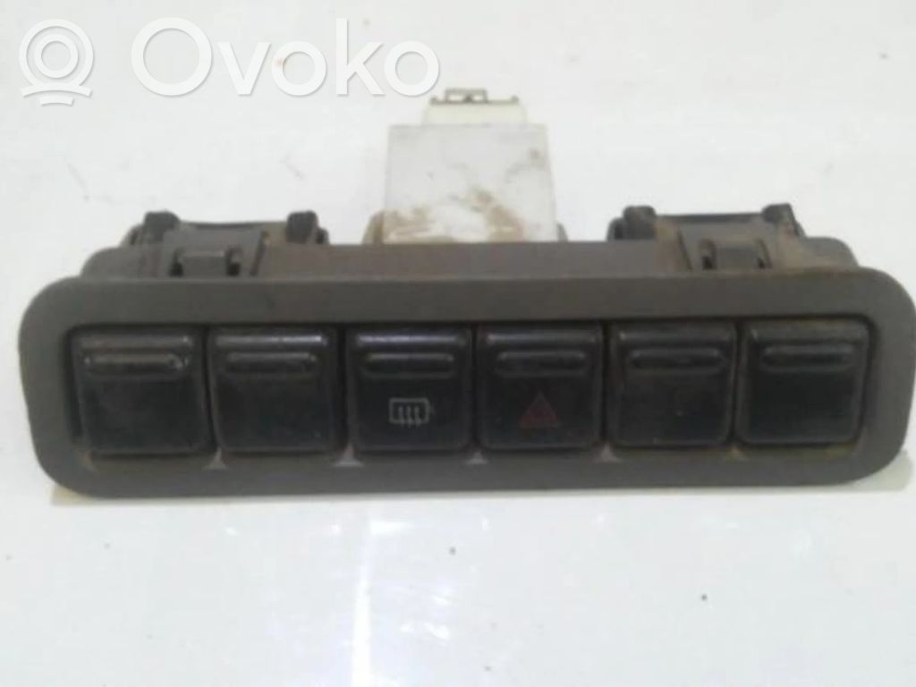 KIA Delta Comutator lumini pericol 