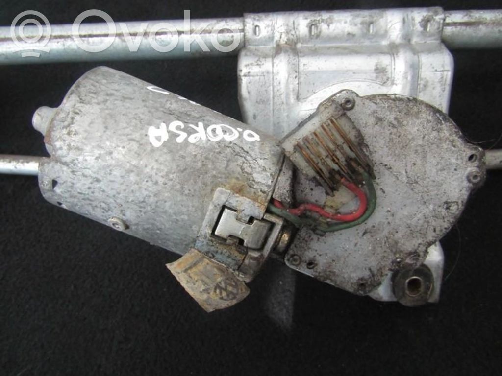 Opel Corsa B Silniczek wycieraczek szyby przedniej / czołowej 