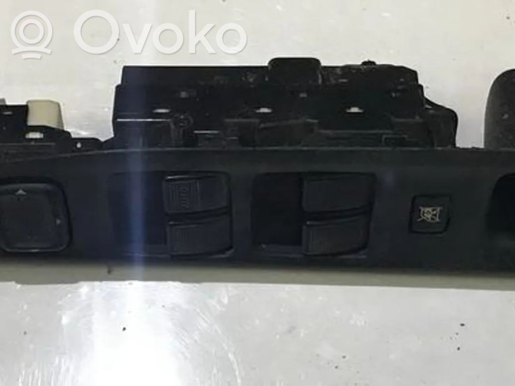 Electric window control switch   G22C684L1,G22C684L1,G22C684L1