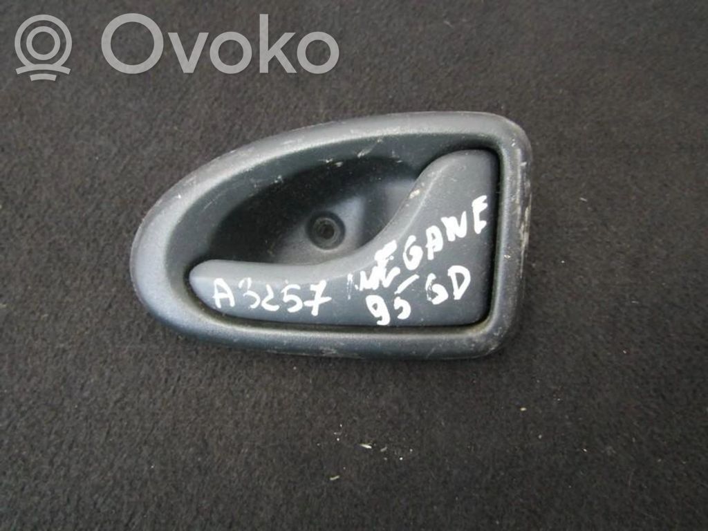 Renault Megane I Manecilla interna puerta trasera 