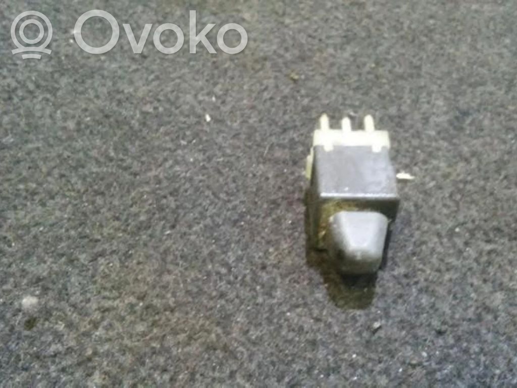 Volvo S40, V40 Interruptor del espejo lateral 