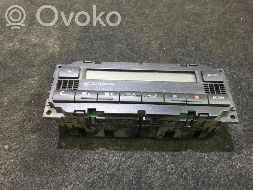 Volkswagen PASSAT B5 Unitate control climatizare 