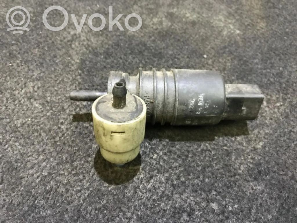 Tuulilasi tuulilasinpesimen pumppu