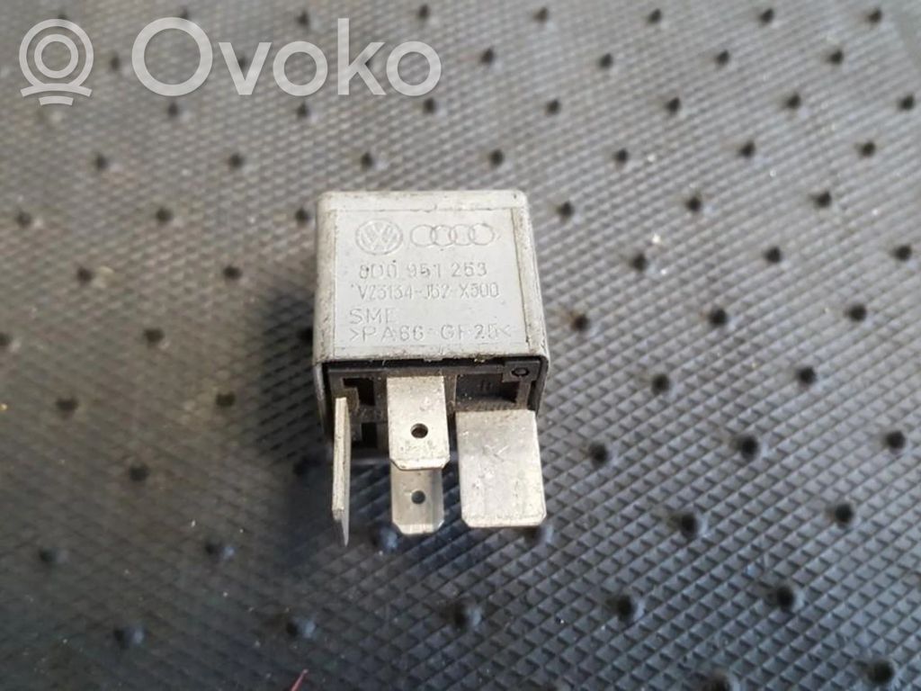 Autres relais   8D0951253,V23134J52X300,8D0951253,V23134J52X300,V23134J52X300