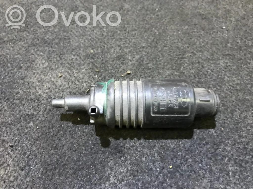 Pompa lavavetri parabrezza/vetro frontale   4A0955651,4A0955651