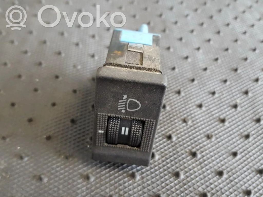 Bouton commande réglage hauteur de phares   4A0941301,4A0941301