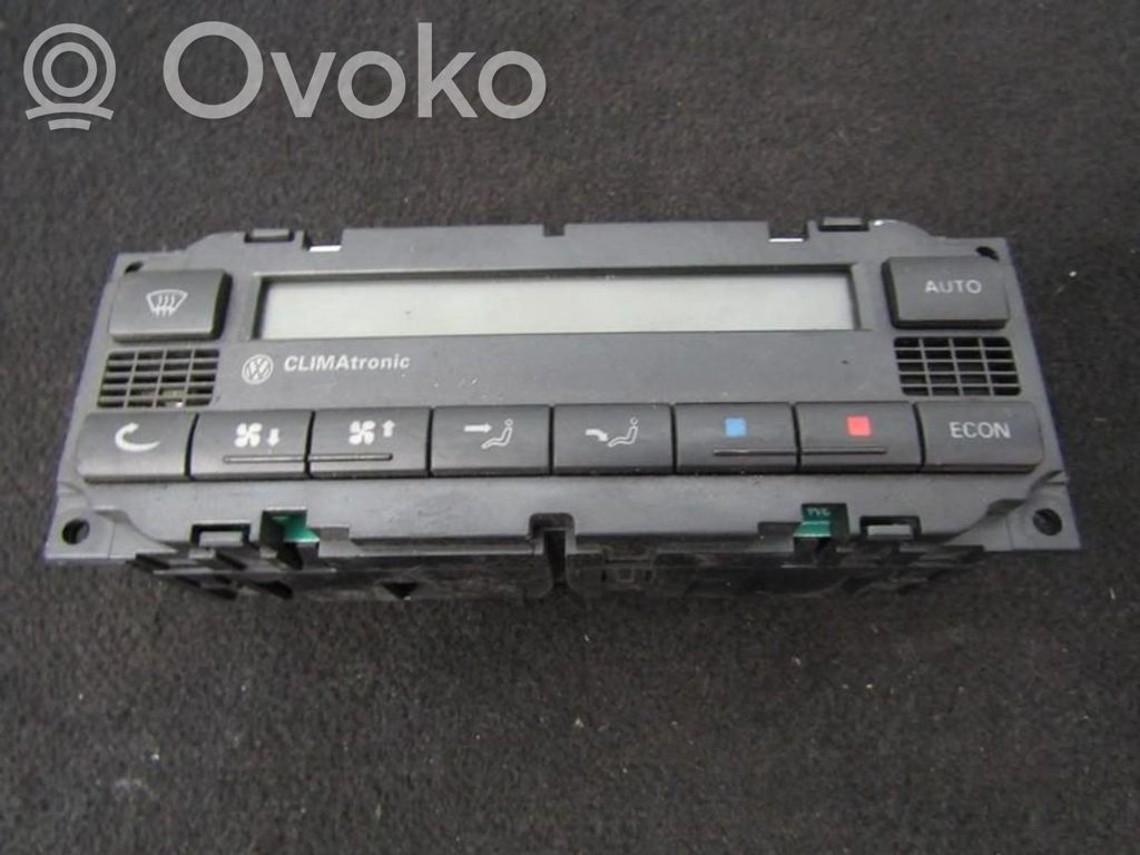 Volkswagen PASSAT B5 Unitate control climatizare 