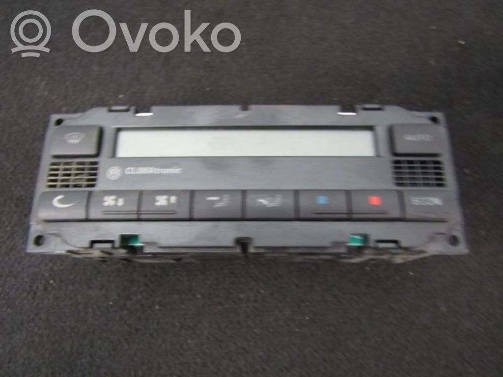 Volkswagen PASSAT B5 Unitate control climatizare 