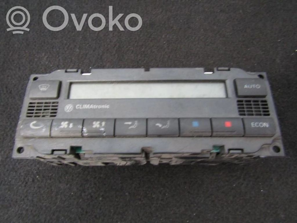 Volkswagen PASSAT B5 Unitate control climatizare 
