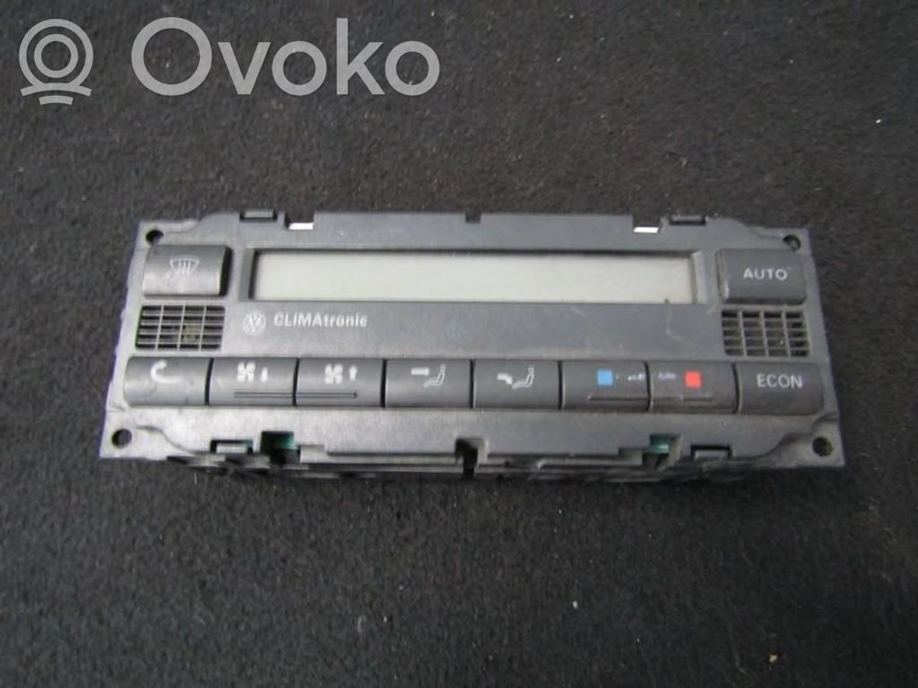 Volkswagen PASSAT B5 Unitate control climatizare 
