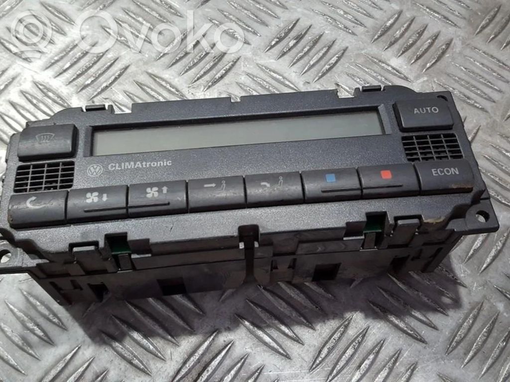 Volkswagen Golf IV Unitate control climatizare 