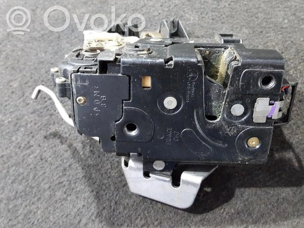 Audi A6 S6 C5 4B Încuietoare ușă spate 