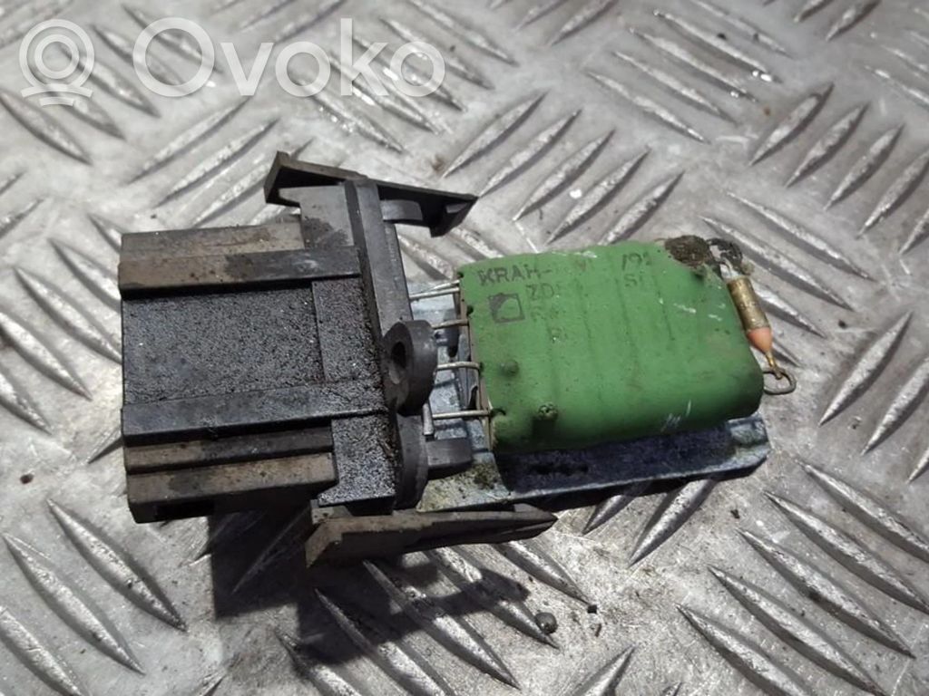 Motor aerotermă/rezistor ventilator   881051771,881051771